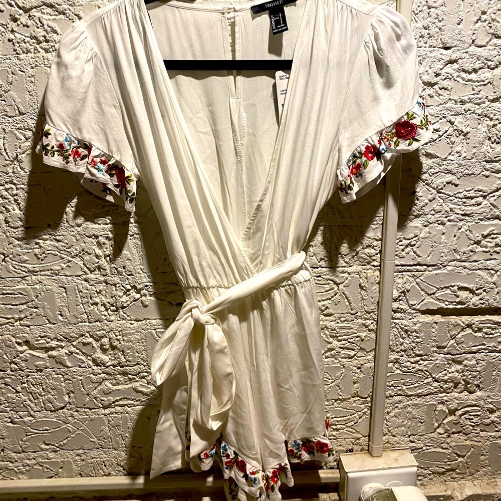 Forever 21 White romper